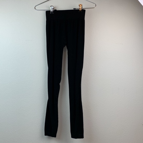 Black Leggings mesh triangle detail on thighs. Cottiny soft stretchy high waist - Picture 7 of 8